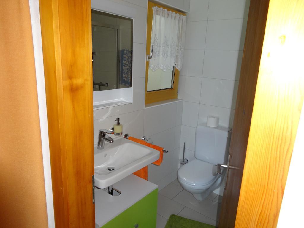 Ferienwohnung Casa Ursina Sedrun Rum bild